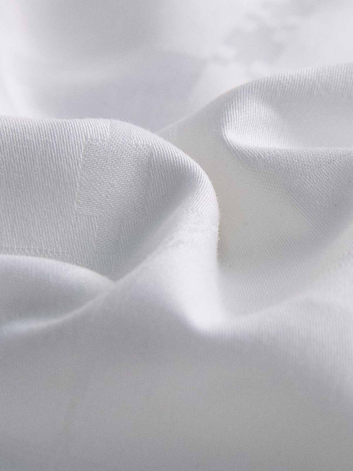 200 x 230 size Solid White All Season Silk Duvet Insert