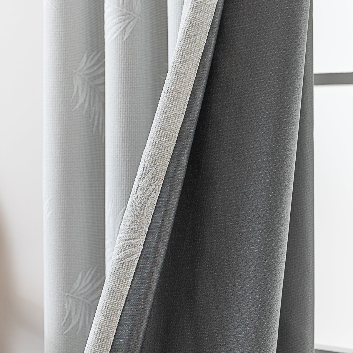 Yumoo Leaf Jacquard Curtain