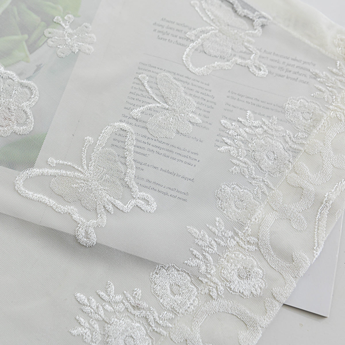 蝶恋花 绣花纱帘