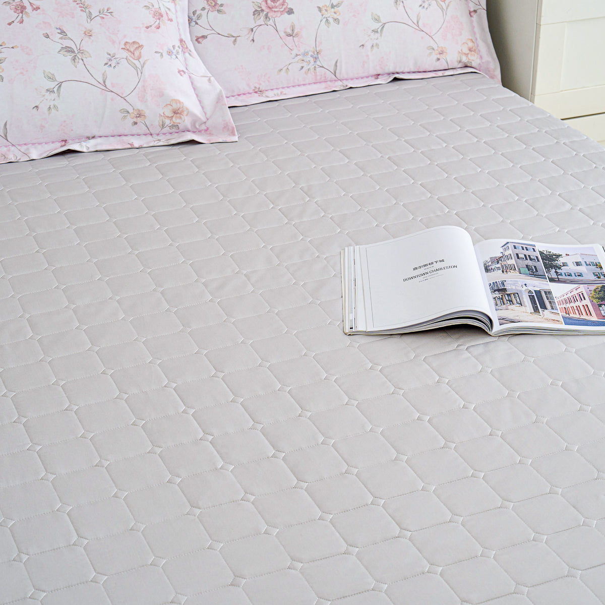 Rozy Floral Premium Cotton Bedspread Set