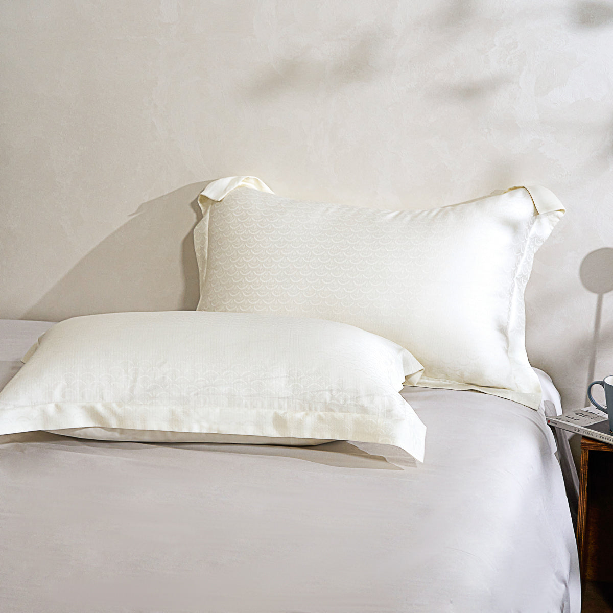 菱羽白 天丝提花枕套组