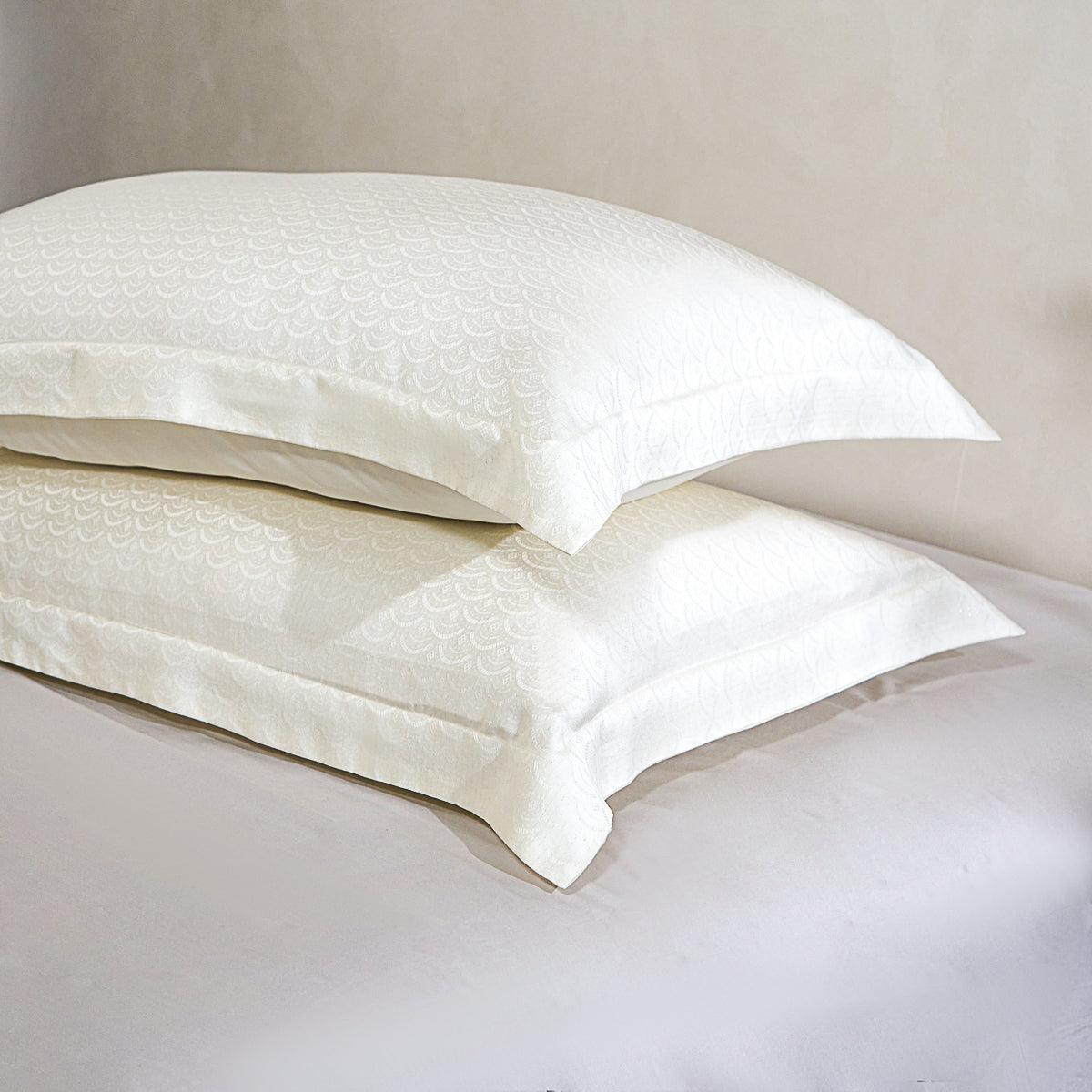 菱羽白 天丝提花枕套组