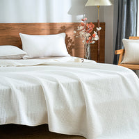 Snow White Solid Color Cotton Quilt Set