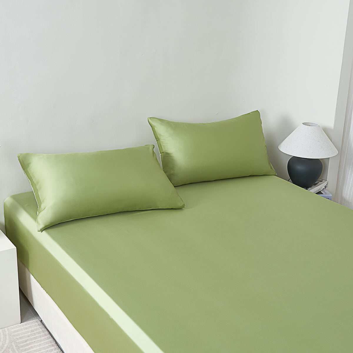 Glaze Green Solid Color Tencel™ Fitted Sheet