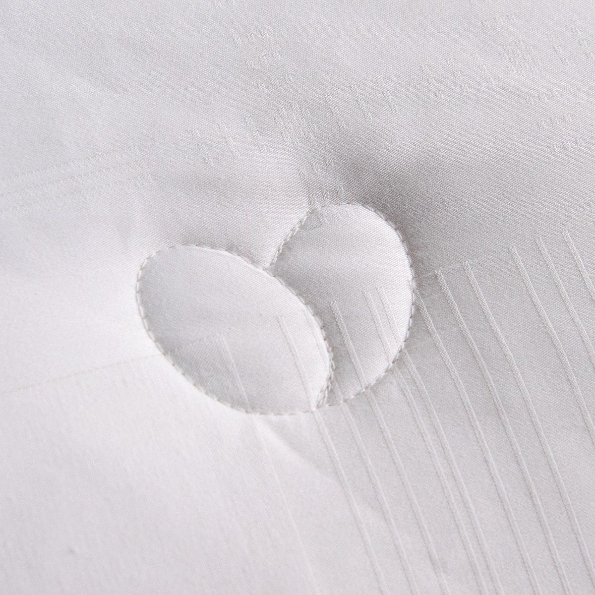 Solid White All Season Silk Duvet Insert