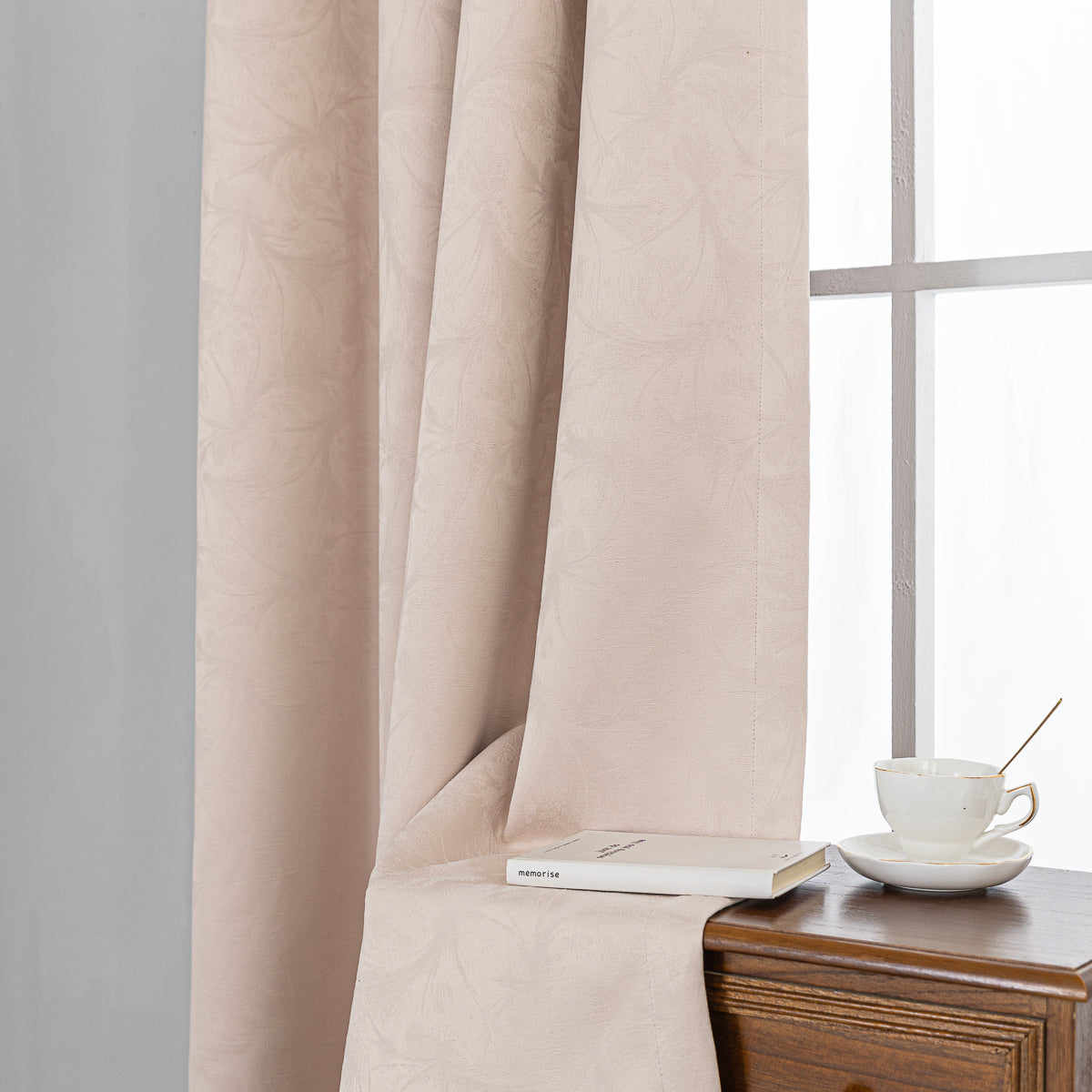 罗曼丝 遮光窗帘