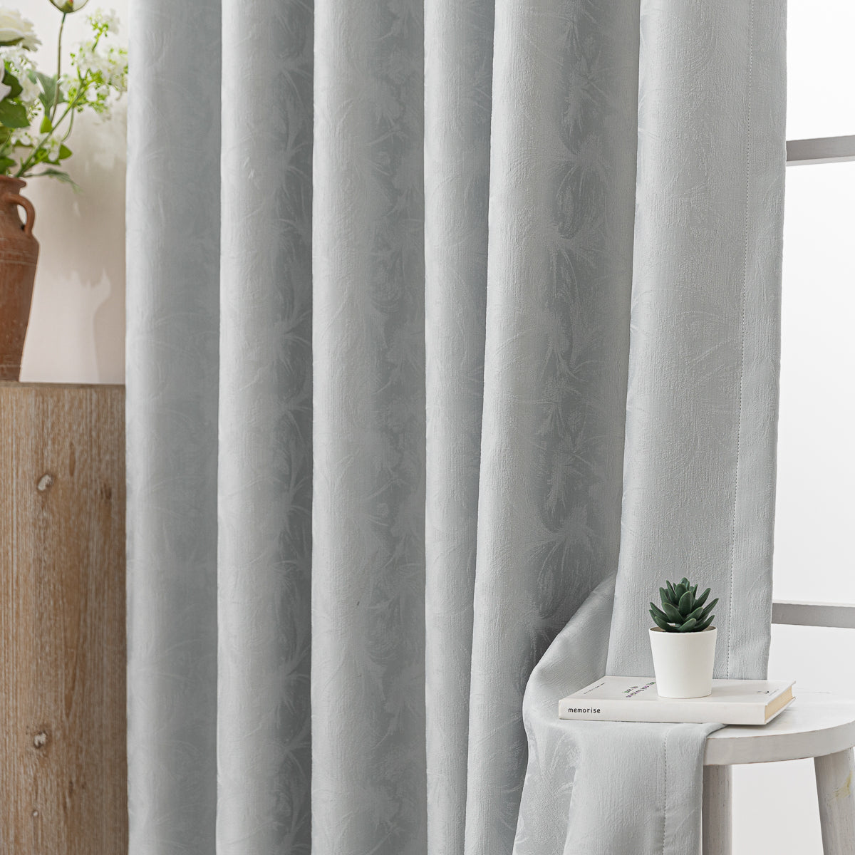 罗曼丝 遮光窗帘