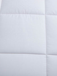 200 X 230 size Solid White Cotton Filled Warm Duvet Insert