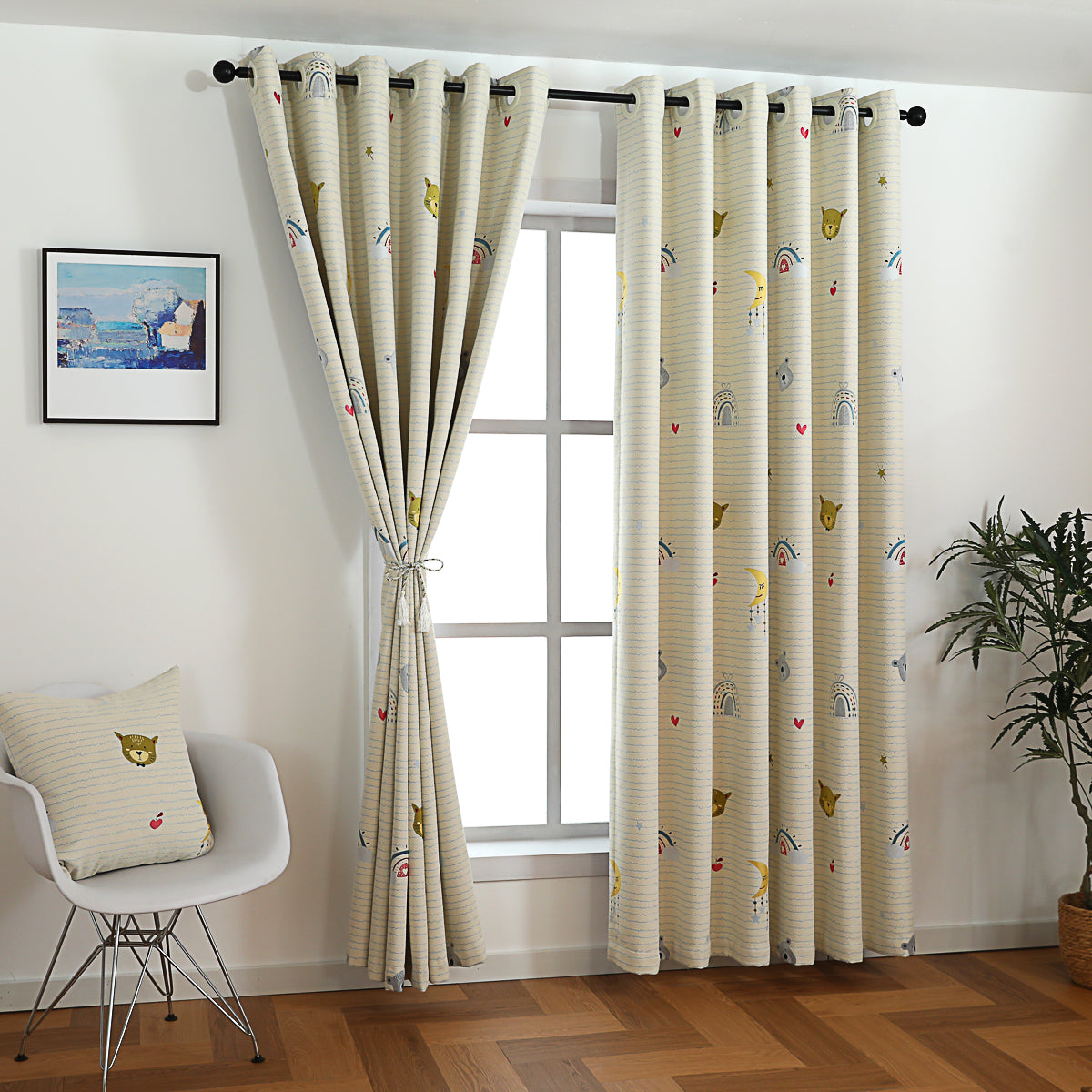 Beina Bear Curtain