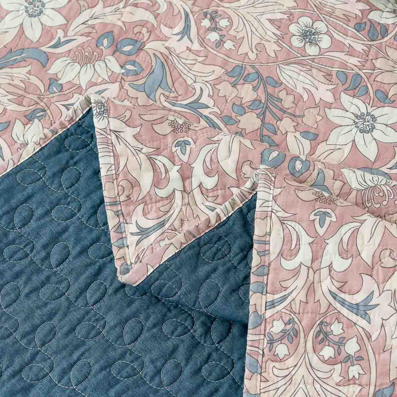 Turner Pattern Cotton Quilt Set