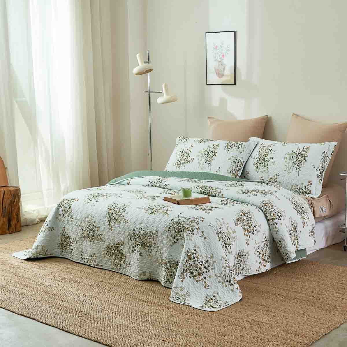 Hawthorne Floral Cotton Quilt Set