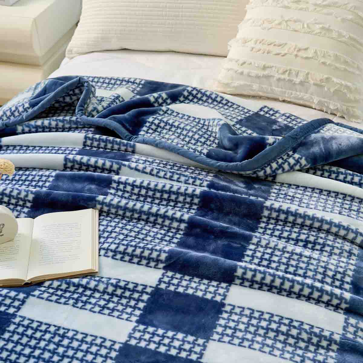 Brooks Pattern Raschel Velvet Winter Blanket