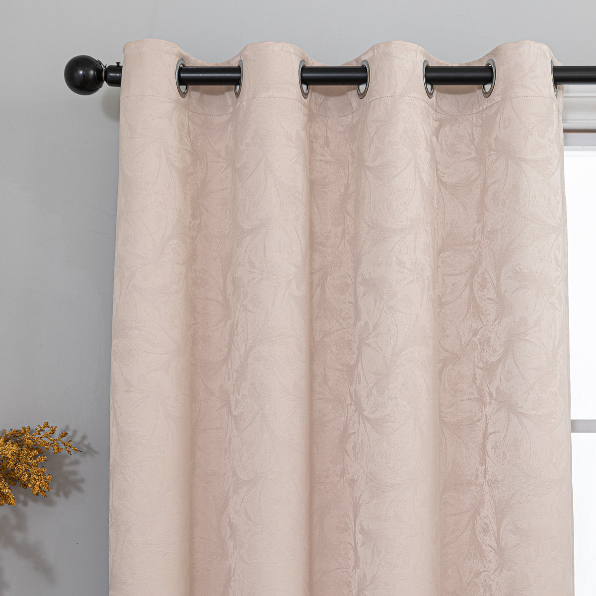 罗曼丝 遮光窗帘