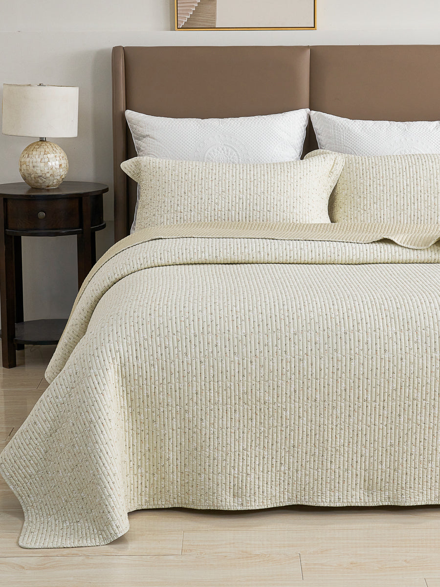 Anais Sylvcel Floral Quilt Set