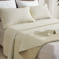 Anais Sylvcel Floral Quilt Set