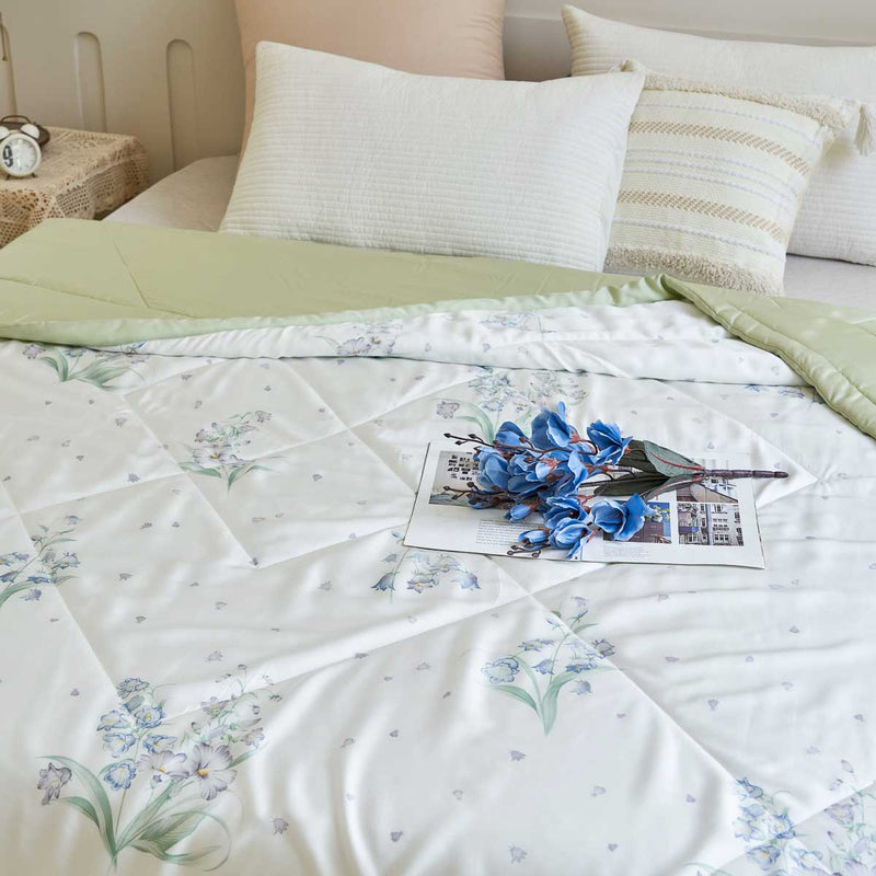 Bluebell Floral TENCEL™ Lyocell Light Comforter
