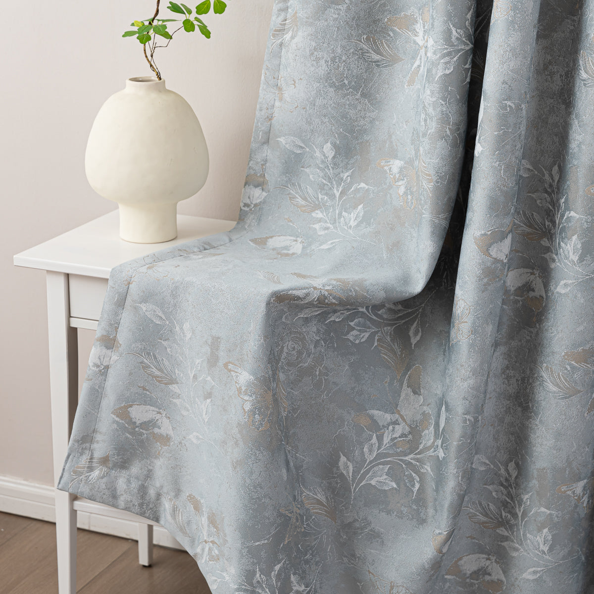 Brodefli Curtain