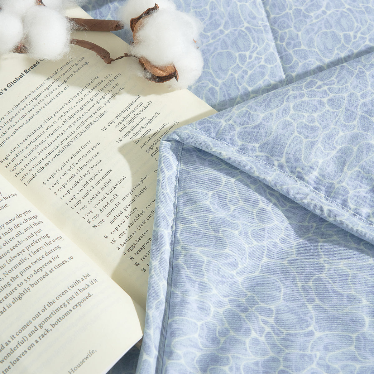 Clear Ripple (Water) Cotton Light Comforter