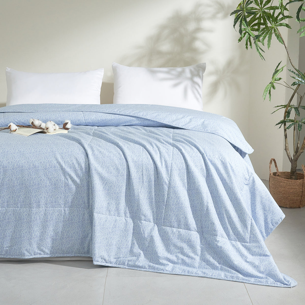 Clear Ripple (Water) Cotton Light Comforter