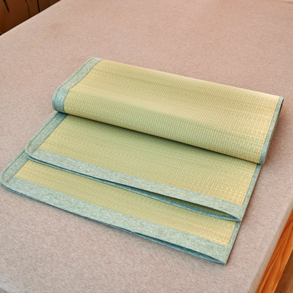 Cool Breeze Rush Grass Summer Mattress Topper Set