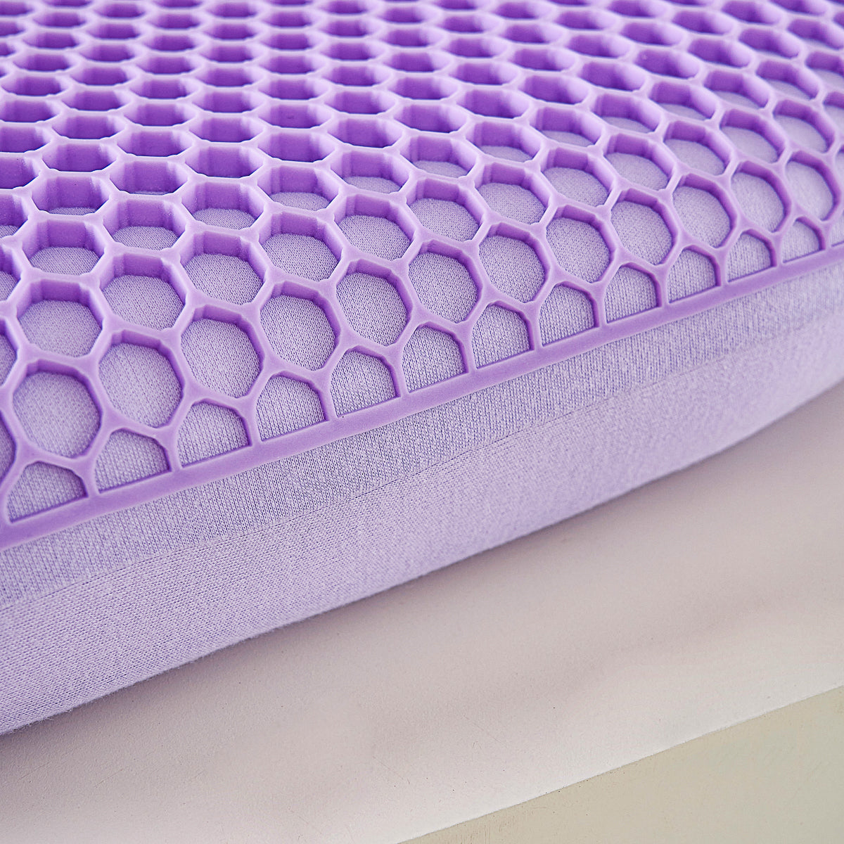 PiloMio® Seashell Pressure Relief Memory Foam Pillow