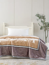 Pavini Fleece Throw Blanket