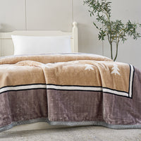 Pavini Fleece Throw Blanket