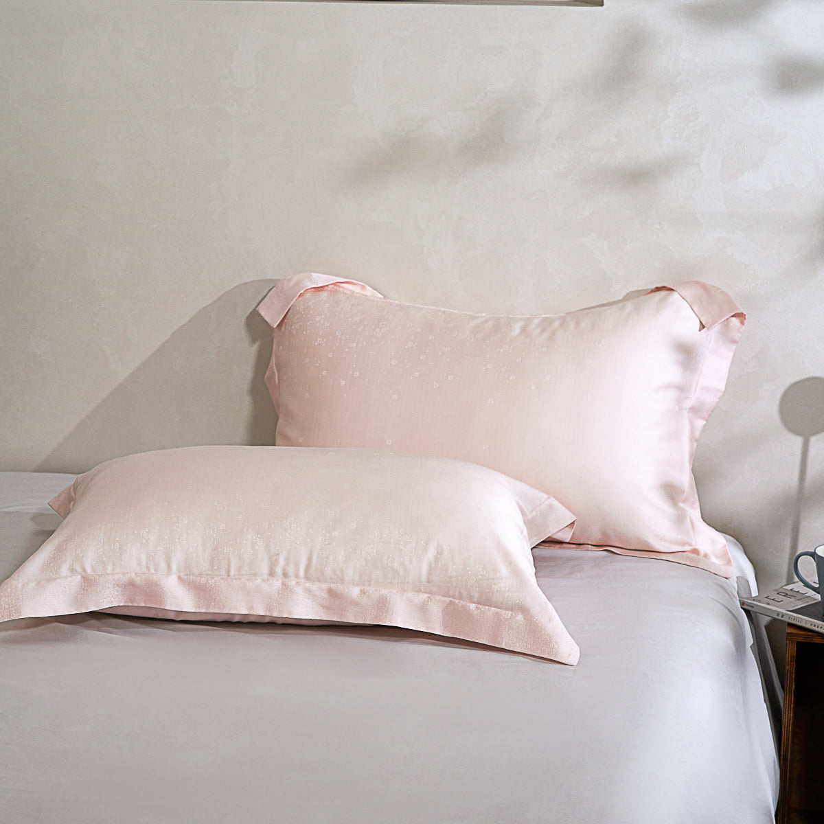 Dreamy Pink Tencel™ Jacquard Pillow Sham x2P