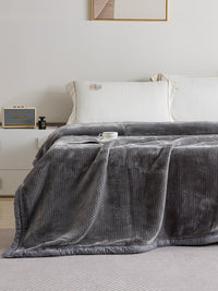 Echo Pattern Raschel Velvet Winter Blanket