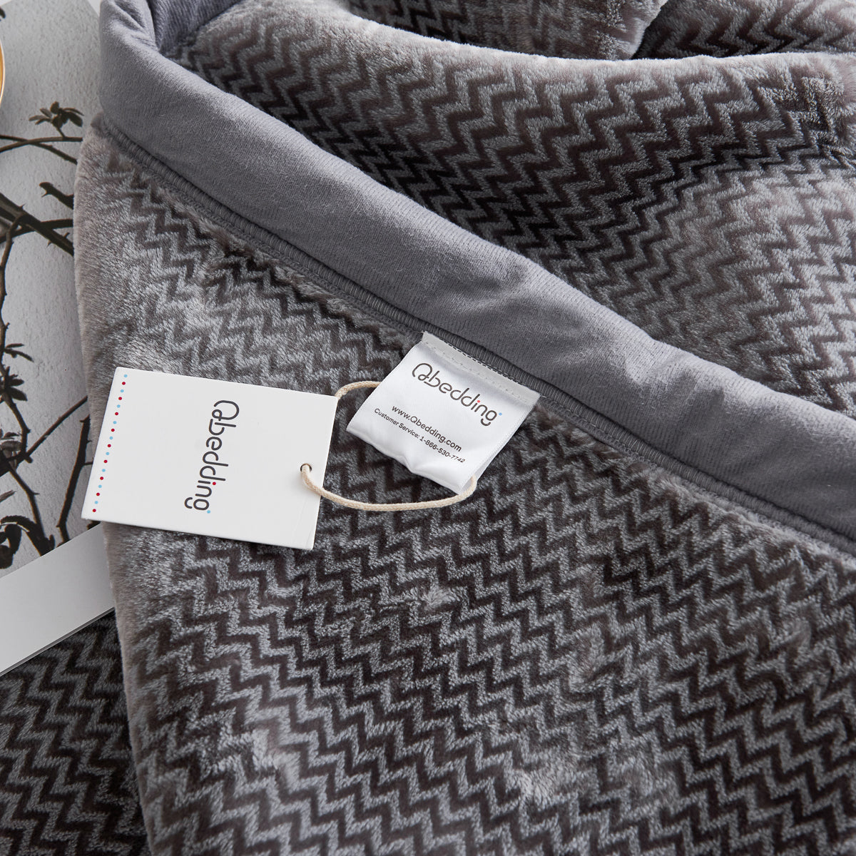 Echo Pattern Raschel Velvet Winter Blanket