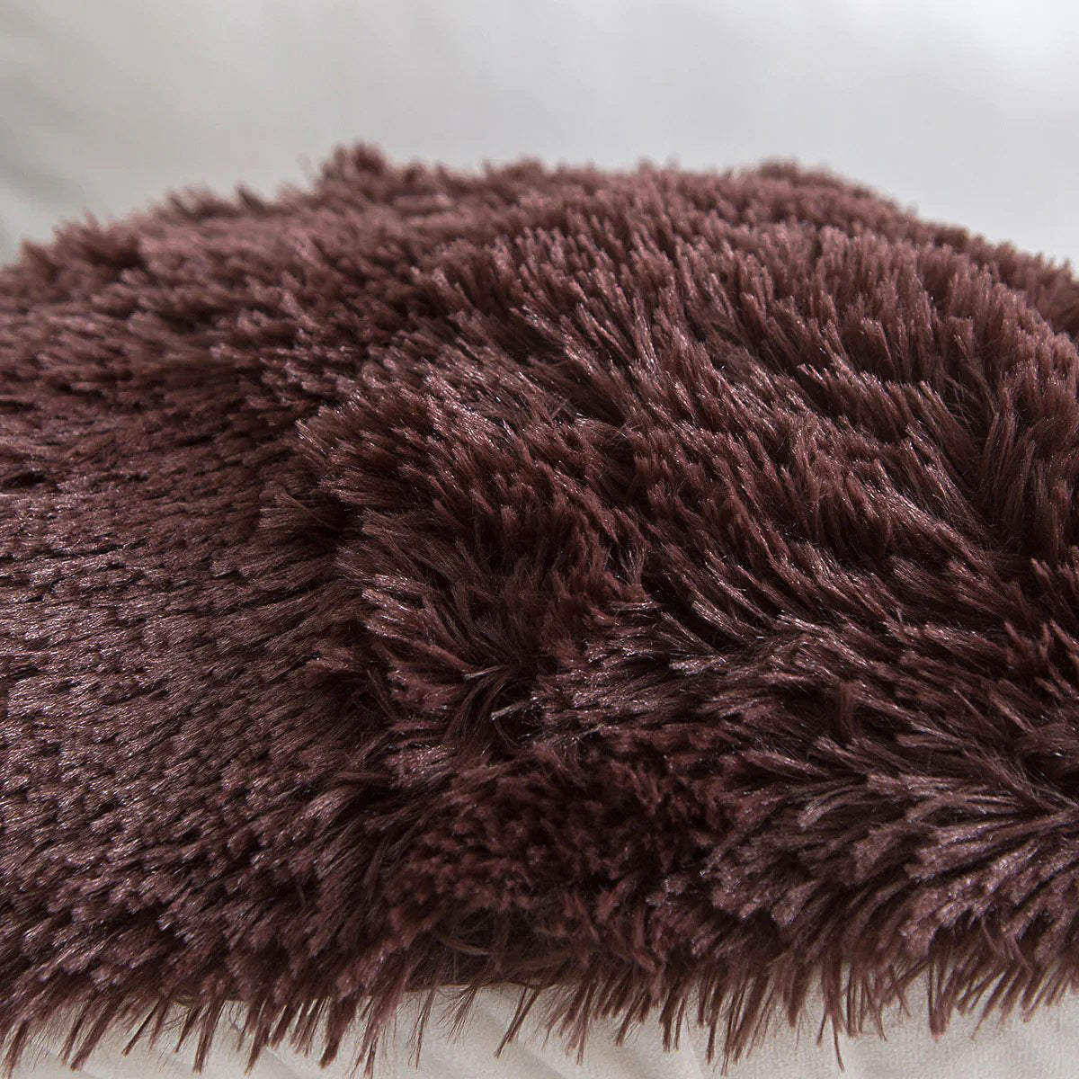 Faux Fur Decorative Pillowcase (20"x20")