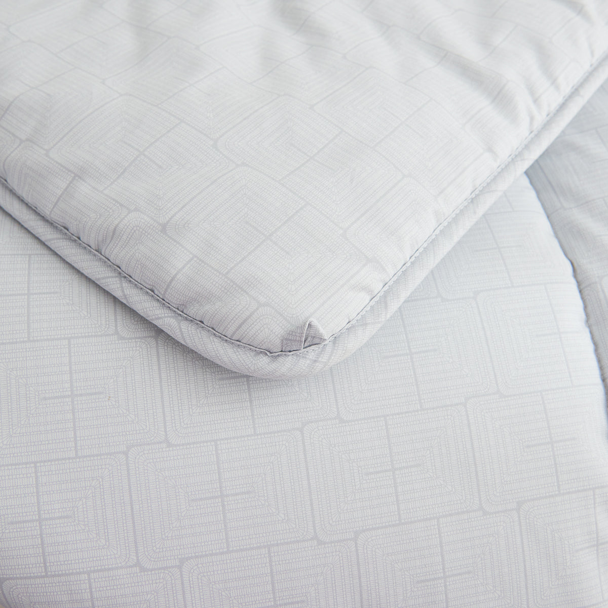 Gilded Ash (Metal) Cotton All Season Comforter