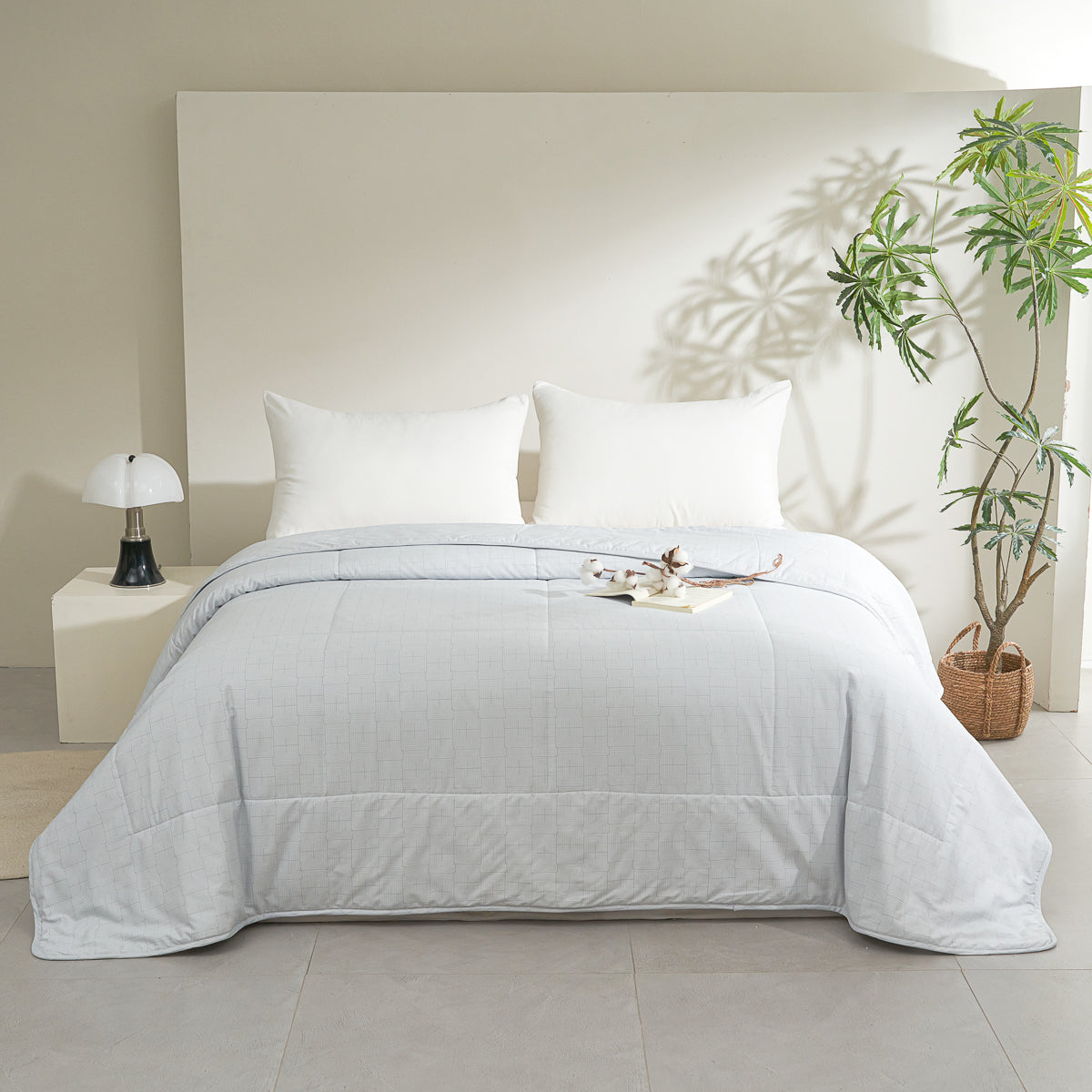 Gilded Ash (Metal) Cotton Light Comforter