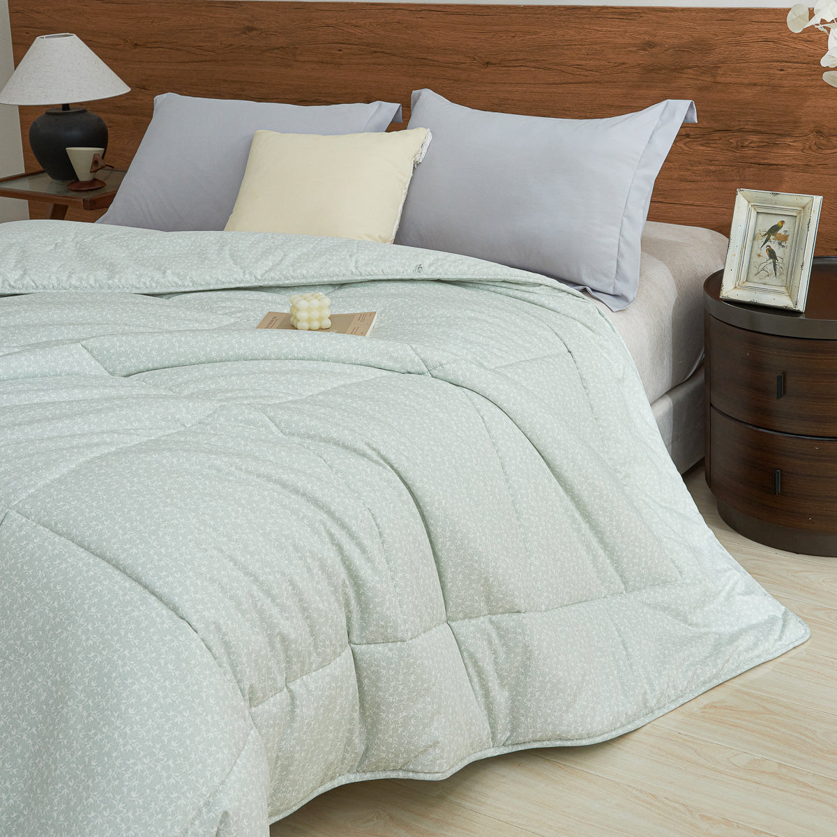 Iota Plum Green Cotton All Season Comforter