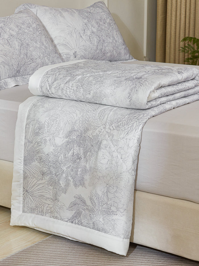 Josiah TENCEL™ Light Comforter