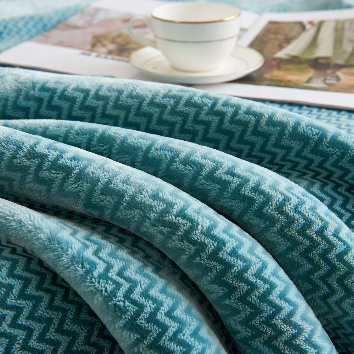 Lanli Pattern Raschel Velvet Winter Blanket