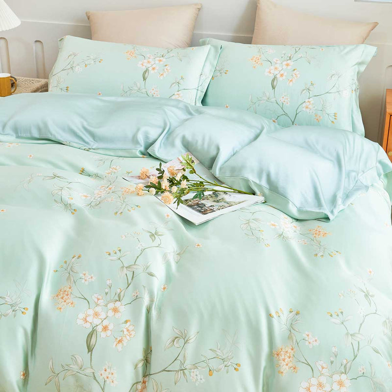 Laverna Floral TENCEL™ Lyocell Bedspread Set