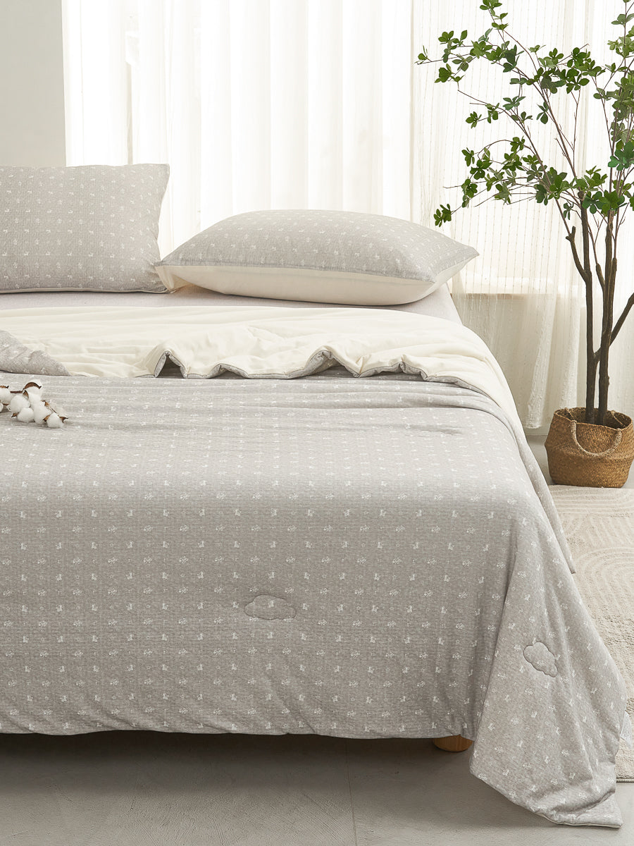 Lithe Horse Cotton Light Comforter