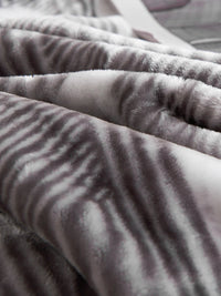 Logan Cloudy Blanket