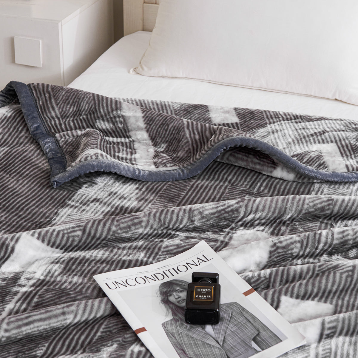 Logan Cloudy Blanket