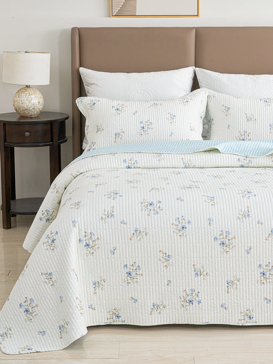 Mable Sylvcel Floral Quilt Set