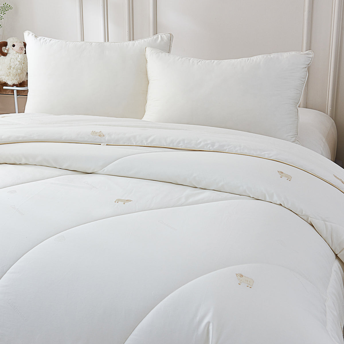 Mogo Fine Sheep Wool All-Season Duvet Insert