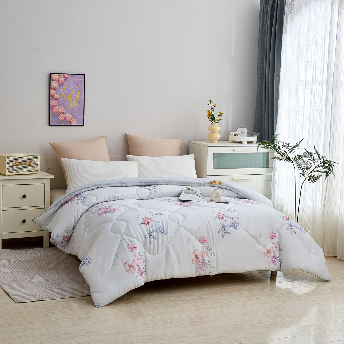 Noor Floral TENCEL™ Lyocell All Season Comforter