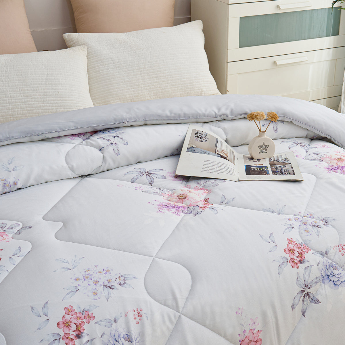 Noor Floral TENCEL™ Lyocell All Season Comforter