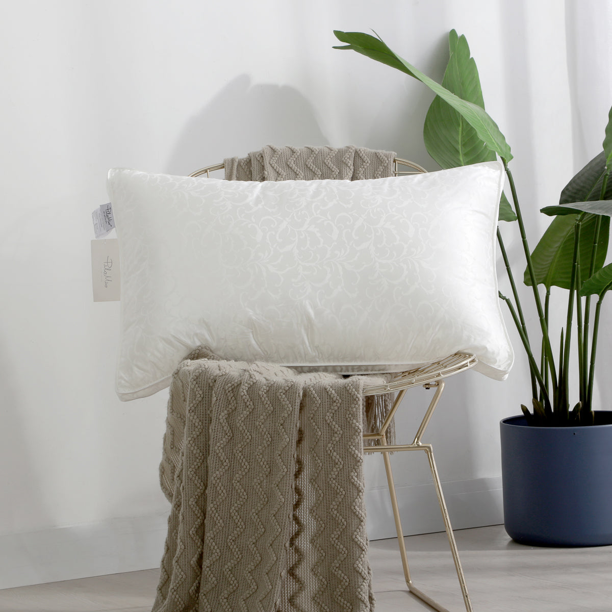 PiloMio® Brocade Soft Microber Pillow