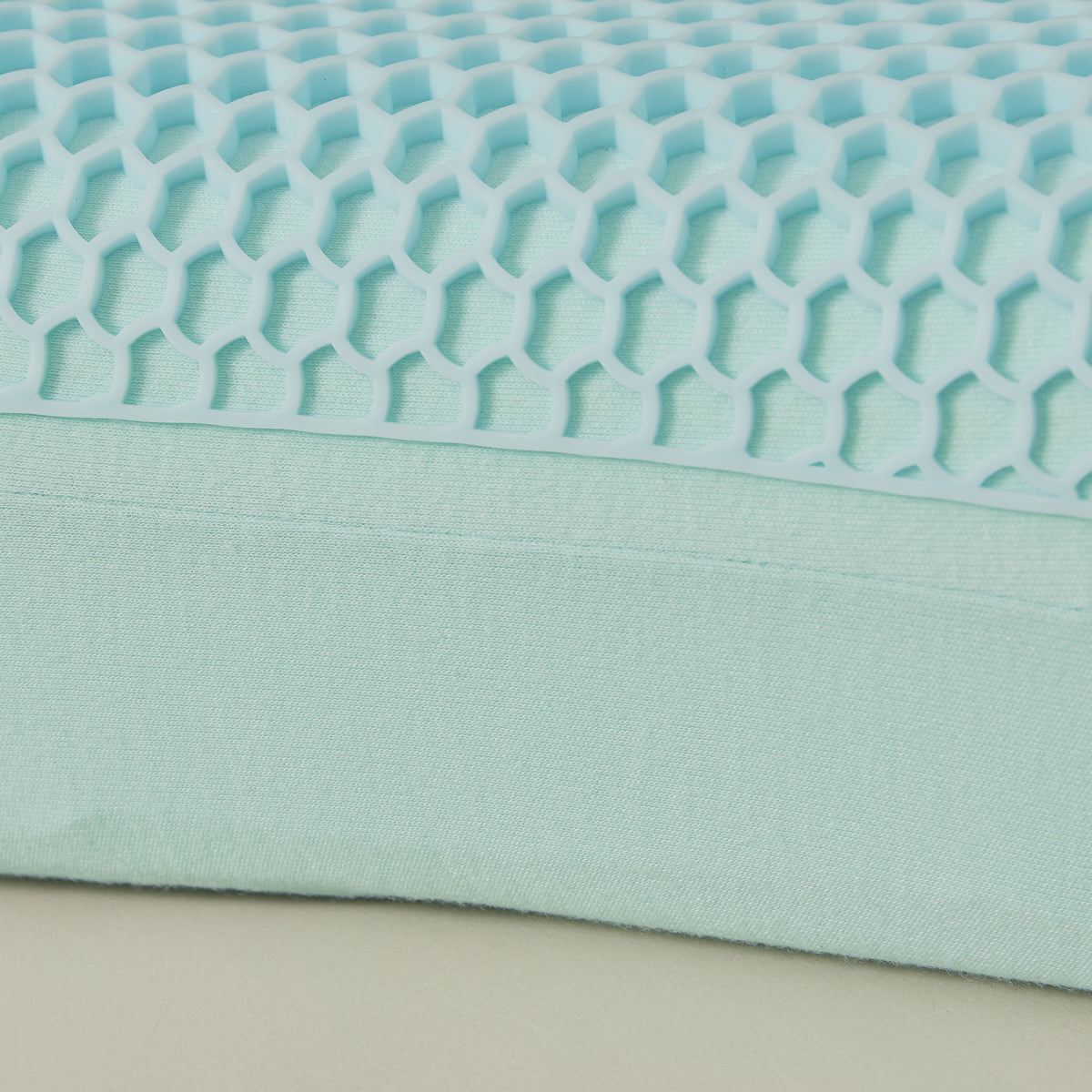 PiloMio® Streamline Pressure Relief Memory Foam Pillow