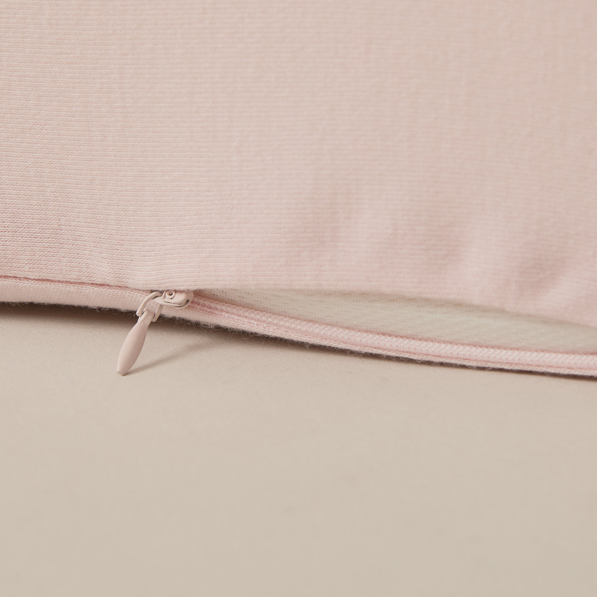 PiloMio® Streamline Pressure Relief Memory Foam Pillow