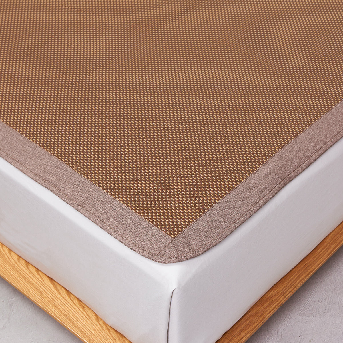Plaid Bing Si Rattan Summer Mattress Topper Set (Tan Brown)