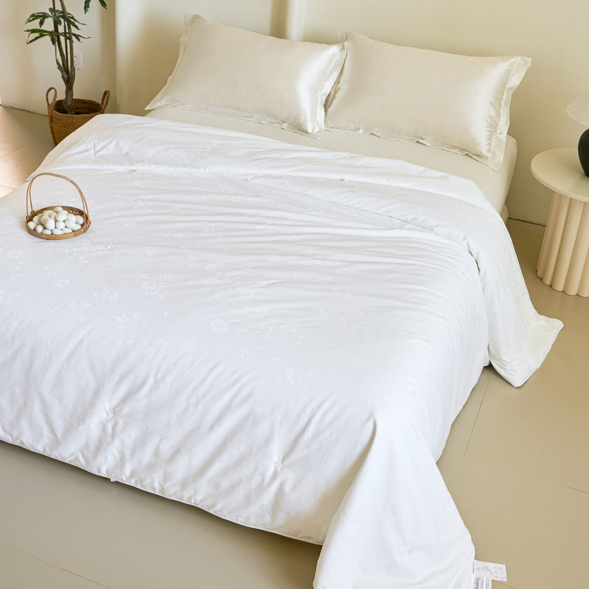 Premium Mulberry Silk Light Duvet Insert