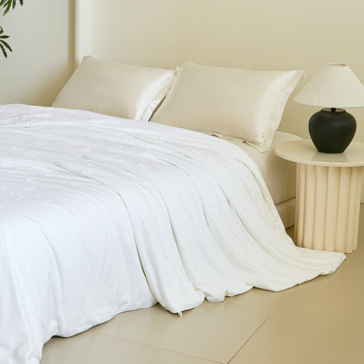 Premium Mulberry Silk Light Duvet Insert